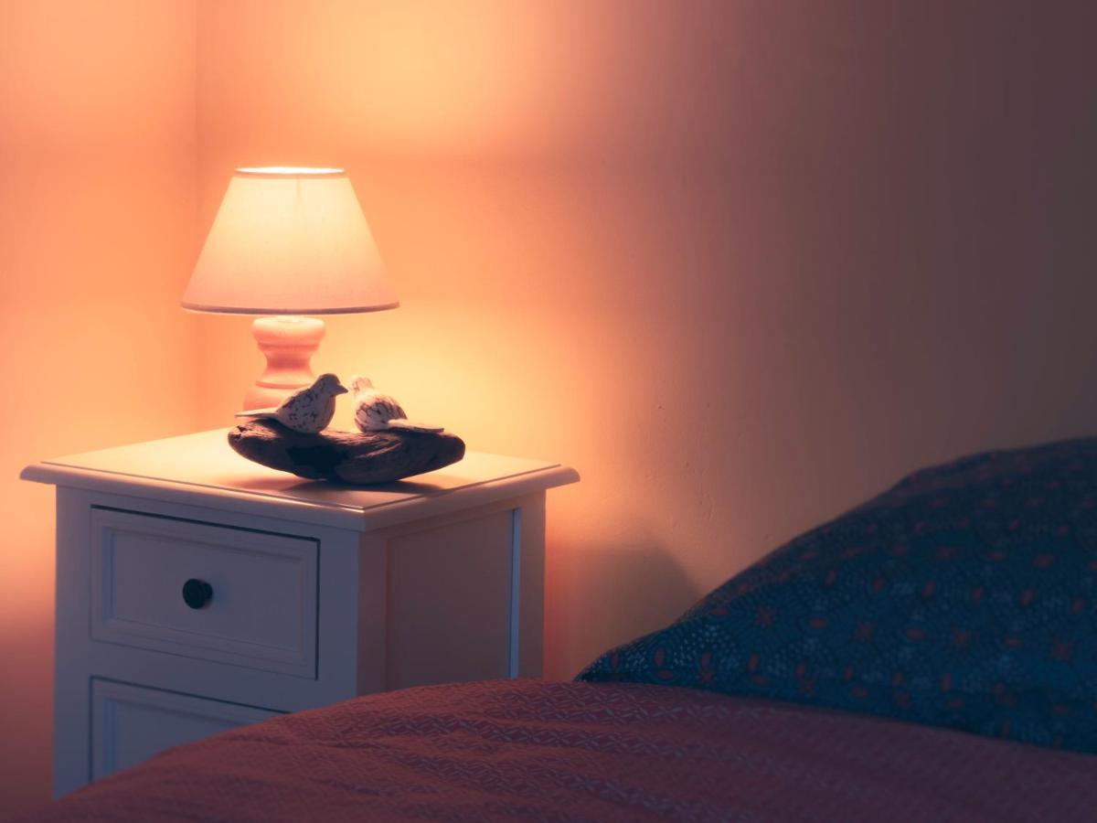 Mas De La Croix - Chambres D'Hotes Sernhac エクステリア 写真